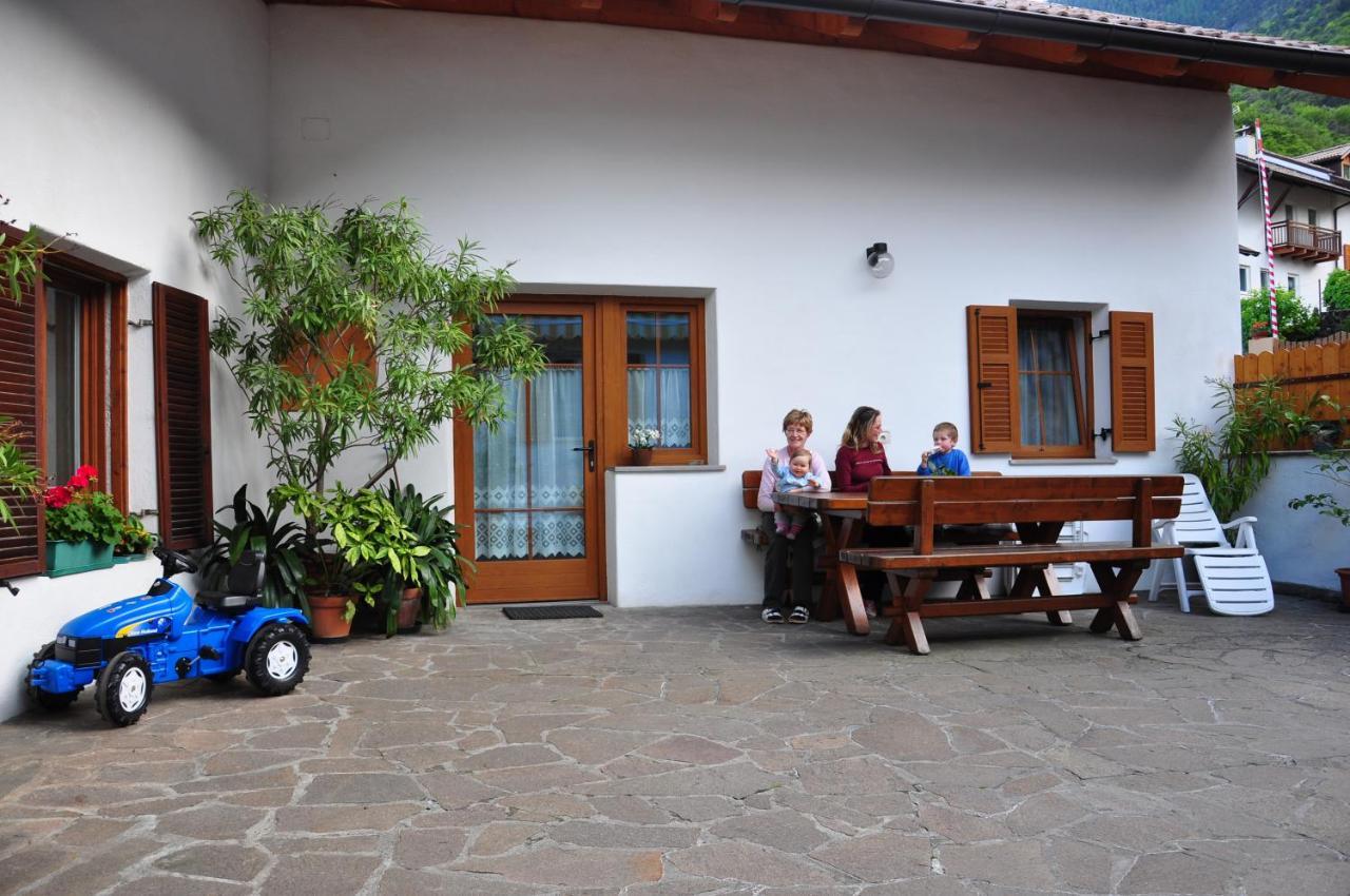 Ferienwohnungen Luggin Caldaro Ngoại thất bức ảnh